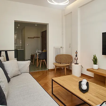 Local Acropolis Apartment Athens